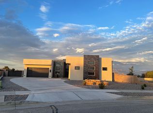 5624 Kimberlite Dr NW, Albuquerque, NM 87120