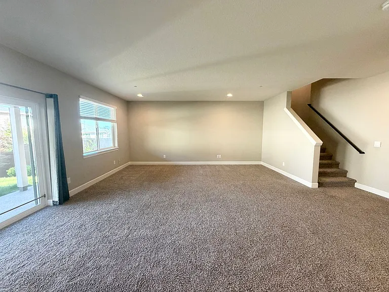 5744 NW 131st Ave — Photo 7