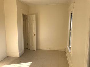 10528 Van Wyck Expy #1, South Richmond Hill, NY 11419