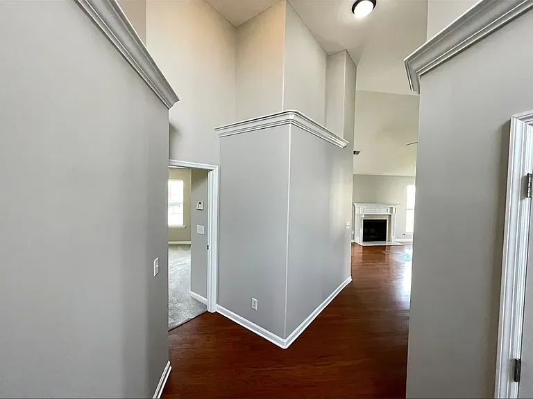 1408 Goodnight Ct — Photo 3
