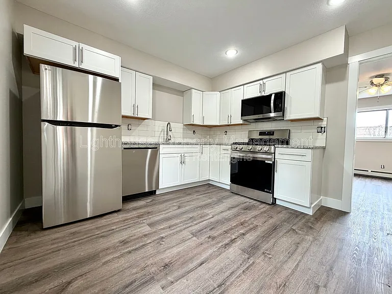 3253 Charlesgate Ave SW #C — Photo 8