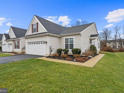 64 Grand National Ln, Newark, DE, 19702