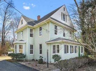 65 Viola Rd, Suffern, NY 10901