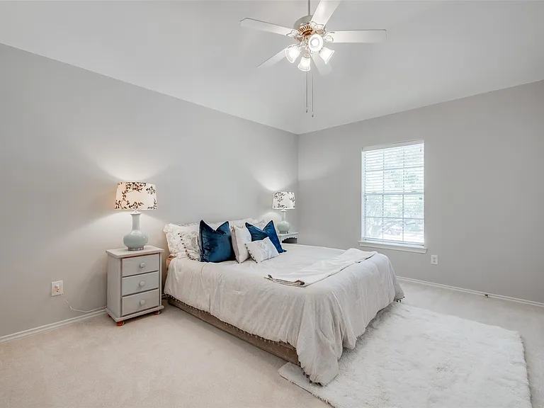 12414 N Shadow Cove Ln — Photo 37