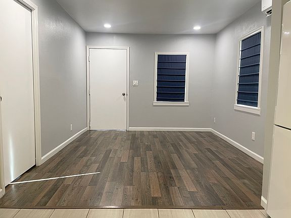 3rd image of 3207 Gleason Ave