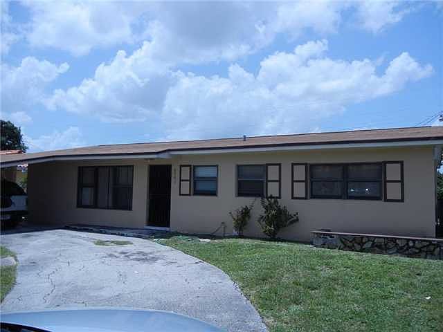 2nd image of 5301 NW 181st Ter