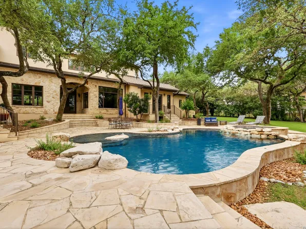 82 Champion Clf, San Antonio, TX 78258