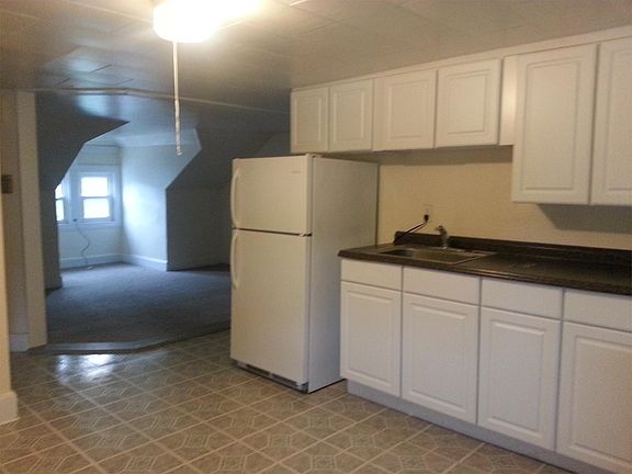 5th image of 3 McLellan St APT 5