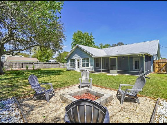 2nd image of 447 Fleshman Dr