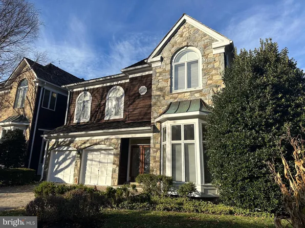 5509 Thornbush Ct, Bethesda, MD 20814