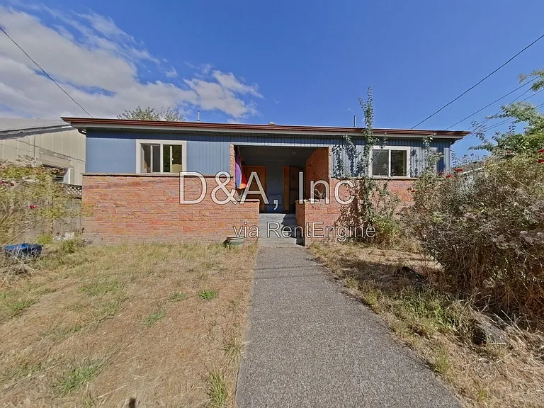 731 NW 15th St — Photo 1