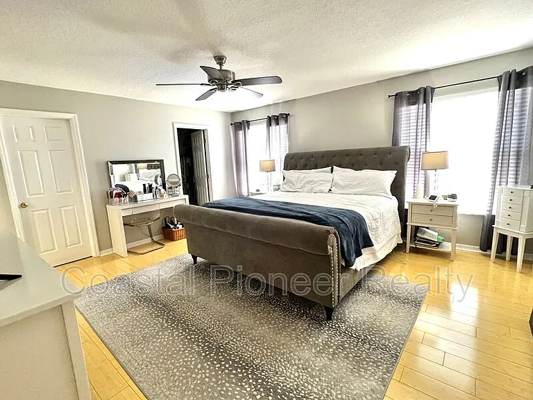 8848 Cameron Crest Dr — Photo 12