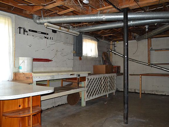 4th image of 150 Brentwood Dr