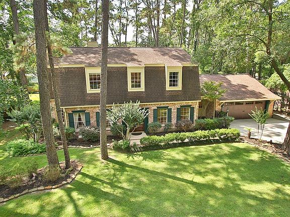 New 18 foot wide insulated faux wood garage doors enhance the front elevation's appeal.