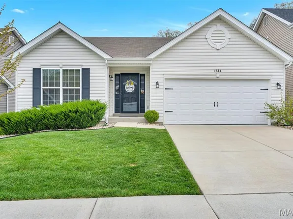 1534 Cascade Ln, Eureka, MO 63025