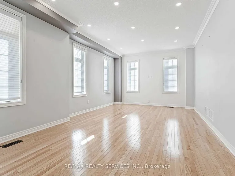 3 Coolwater Dr — Photo 4