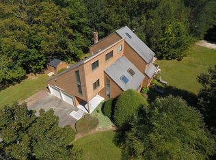 2 Manns Hill Cres, Sharon, MA 02067