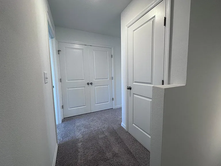189 Mandovi St — Photo 19