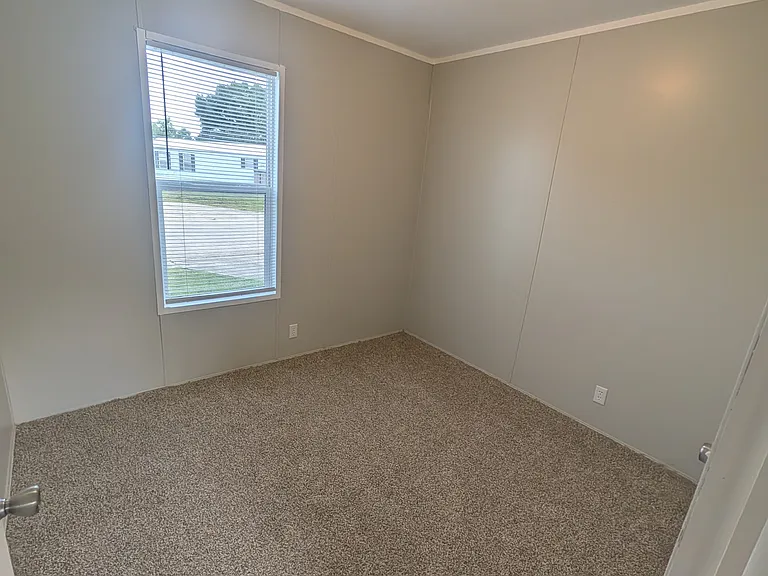 123 Elm Leaf Ln — Photo 8