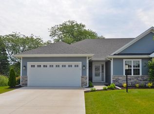 5208 Briarwood Cir, Racine, WI 53402