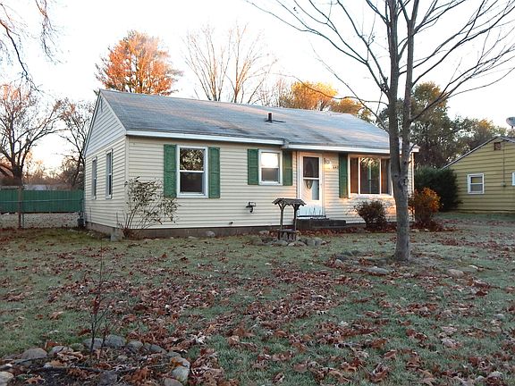 2nd image of 642 Stephanie St