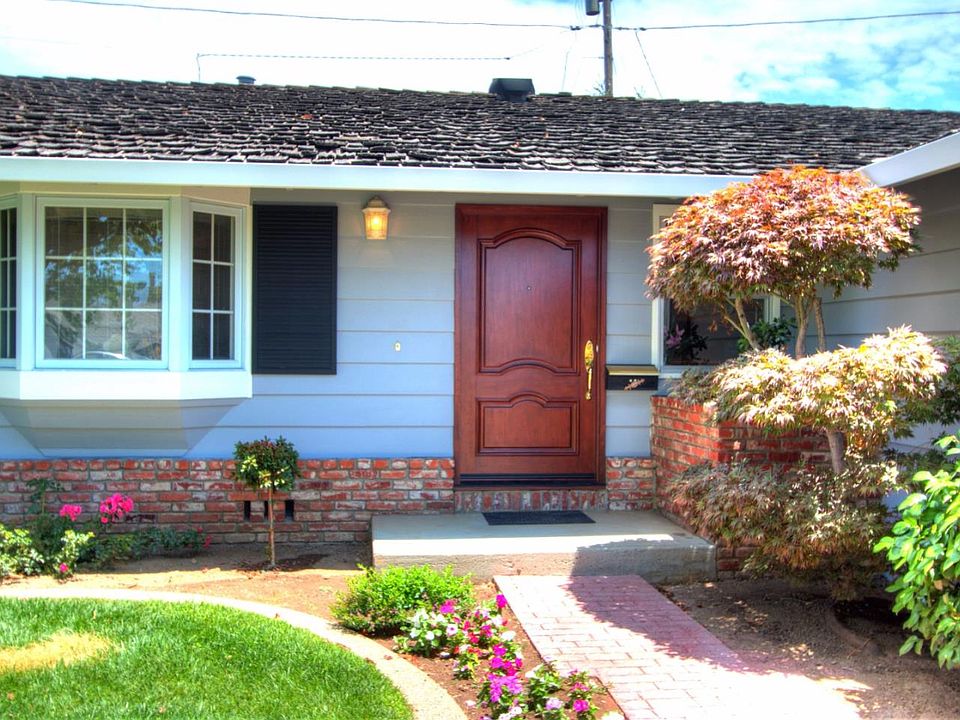 1st image of 10518 Baywood Ct
