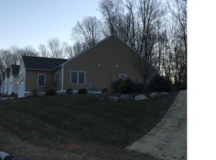 6 Commonway Dr, Brooklyn, CT 06234