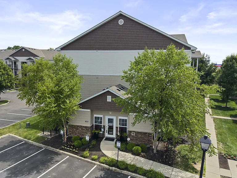 Madden's Pointe — Photo 39