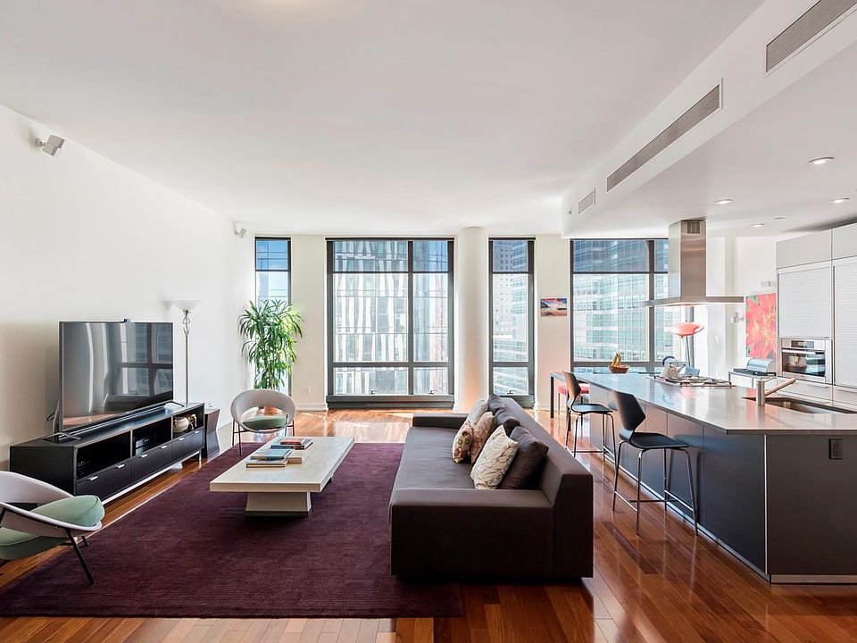 1st image of 101 Warren St APT 1640