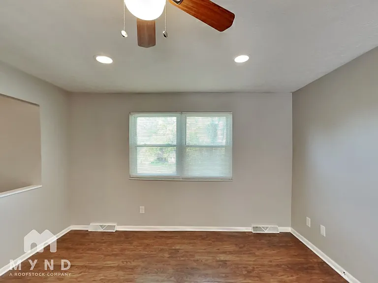 830 Upwoods Dr — Photo 5