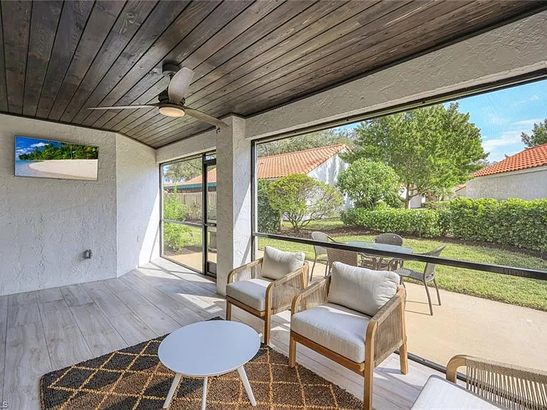 714 Reef Point Cir — Photo 22