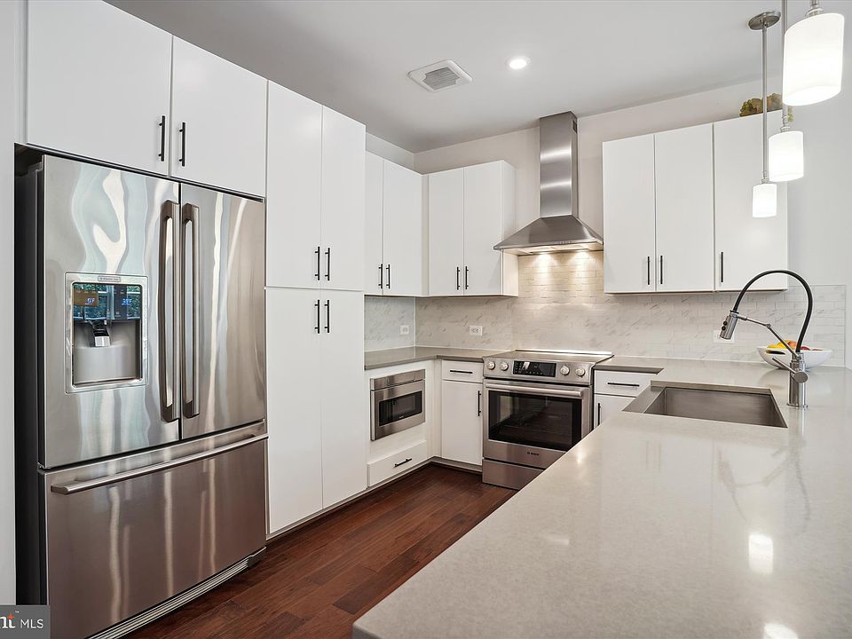 Metro Rosslyn Apartments Arlington, VA Zillow