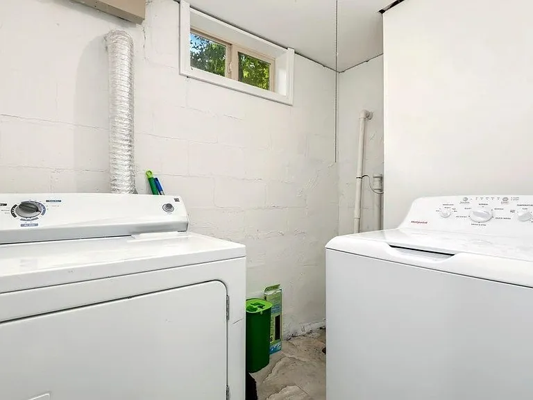 677 Holmes St NW — Photo 15