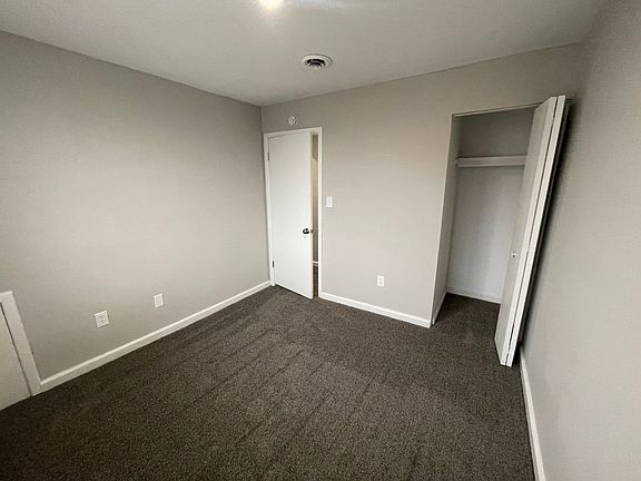 4th image of 1400 Seward St APT 306