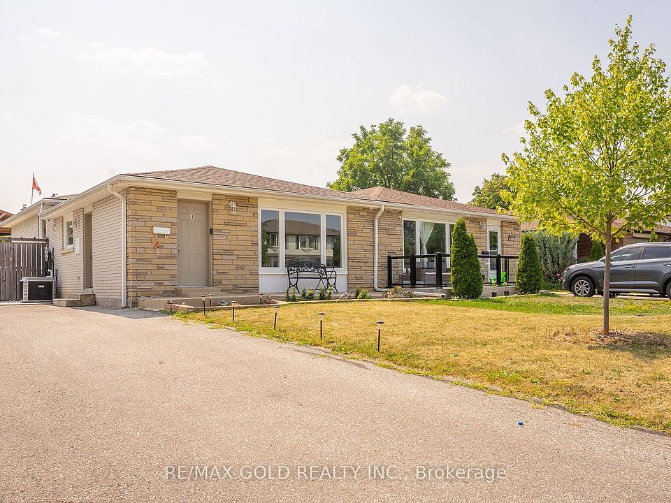 1st image of 51 Davenport Cres
