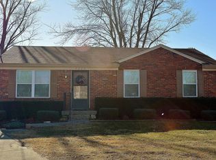 9206 Spruce Ct, Pewee Valley, KY 40056