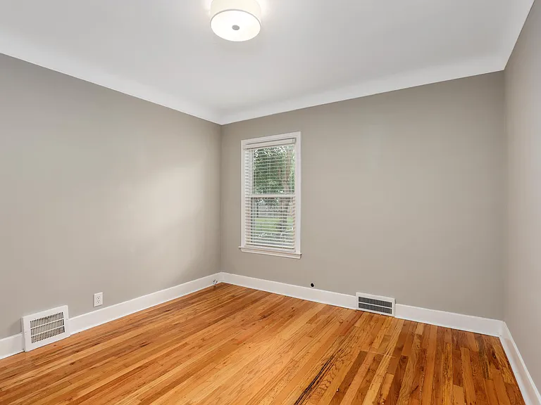 1557 w s - 16_08142024