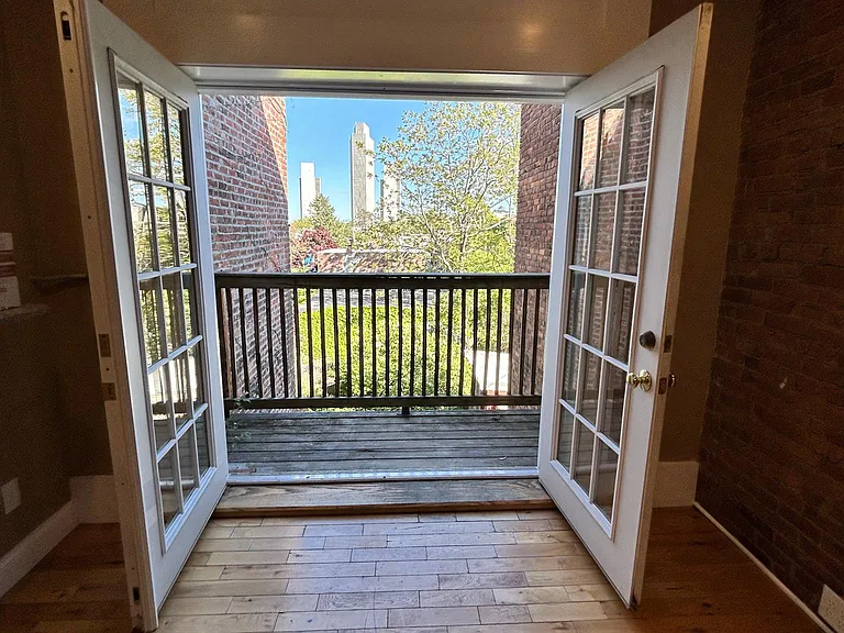 294 Lark St #2 — Photo 8
