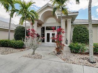 520 El Dorado Pkwy W, Cape Coral, FL 33914