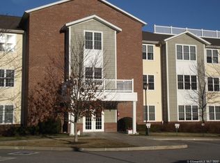 2590 Gold Star Hwy APT 103, Mystic, CT 06355