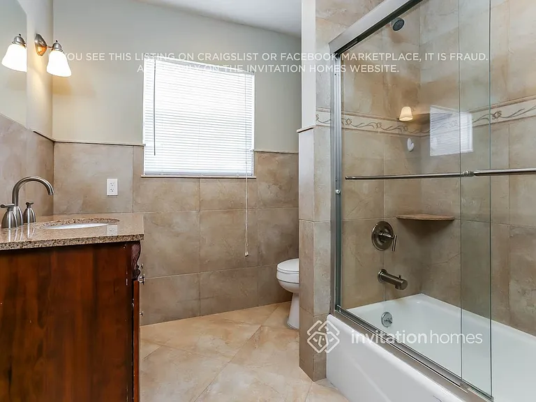 10900 NW 19th St — Photo 14