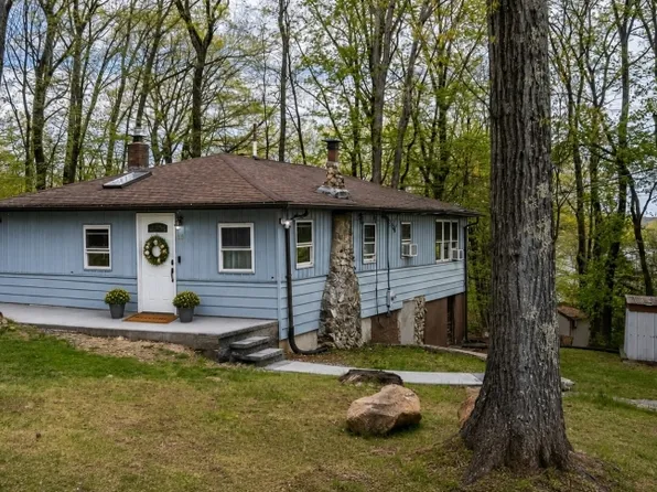 15 Mohican Ave, Roxbury Twp., NJ 07850