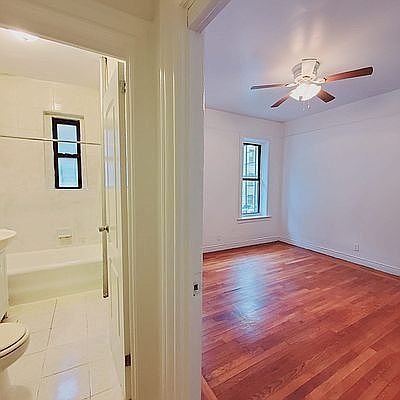 4th image of 2718 Morris Ave APT C