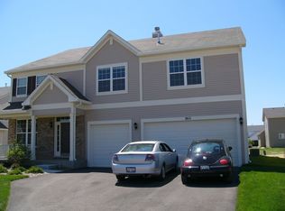 2651 Cameron Dr, Hampshire, IL 60140