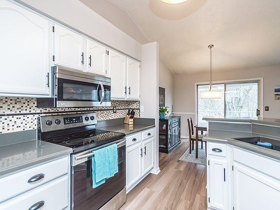 4th image of 2099 Clareglen Ct Unit 303