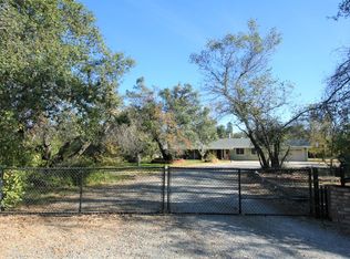 6165 Snowpeak Dr, Anderson, CA 96007