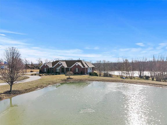 4th image of 20 Summerlake Ct