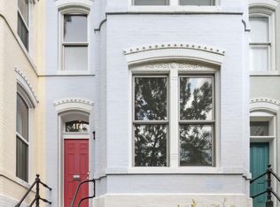 414 10th St SE, Washington, DC 20003