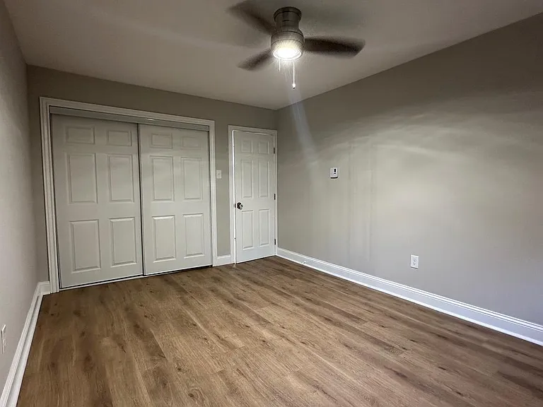 178 Elephant Rd — Photo 12