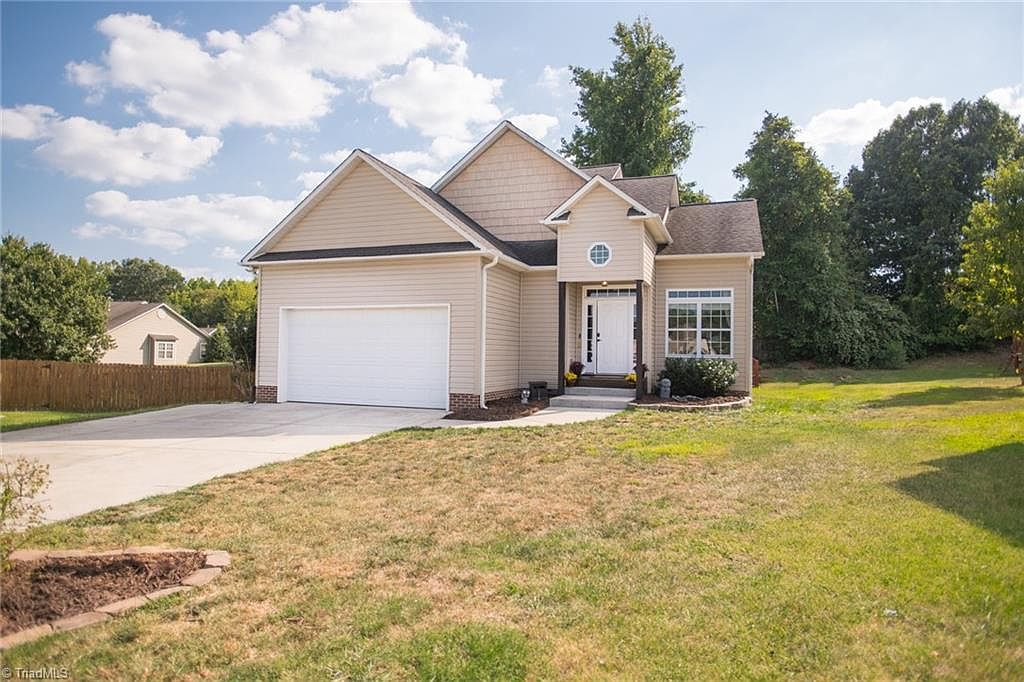 100 Princeton Xing, Thomasville, NC 27360 MLS 1118308 Zillow